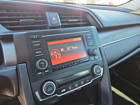 Used 2020 Honda Civic LX image 29