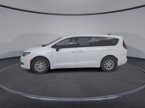 New 2026 Chrysler Voyager LX image 8