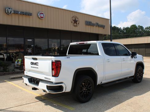 Used 2025 GMC Sierra 1500 Elevation w/ LPO, Elevation Black Package AWD/4WD image 7