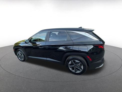Used 2025 Hyundai Tucson SEL FWD image 7