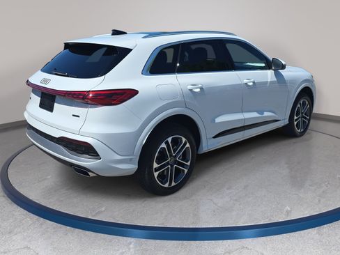 New 2026 Audi Q5 Premium AWD/4WD image 6