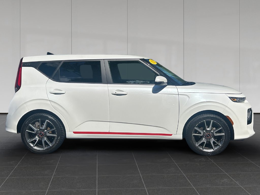 Used 2022 Kia Soul GT-Line FWD image 7