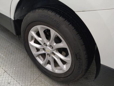 Used 2019 Chevrolet Equinox LS AWD/4WD image 31