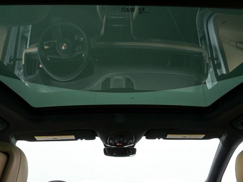 New 2026 Porsche Cayenne AWD image 20