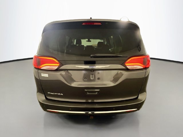Used 2020 Chrysler Pacifica Touring-L Plus FWD image 7