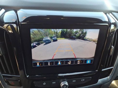 Used 2023 Chevrolet Traverse Premier AWD/4WD image 30