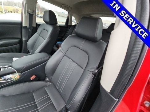 Used 2023 Honda HR-V EX-L image 13