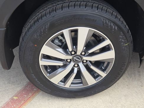 New 2026 Nissan Pathfinder SL image 22