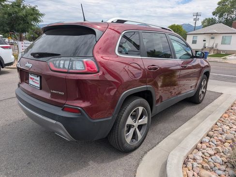 Used 2021 Jeep Cherokee Limited w/ Elite Package AWD/4WD image 6