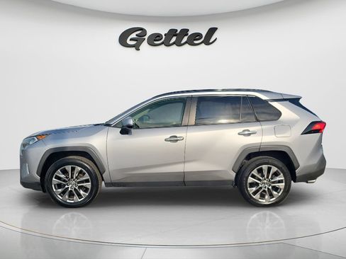 Used 2019 Toyota RAV4 Limited FWD image 8