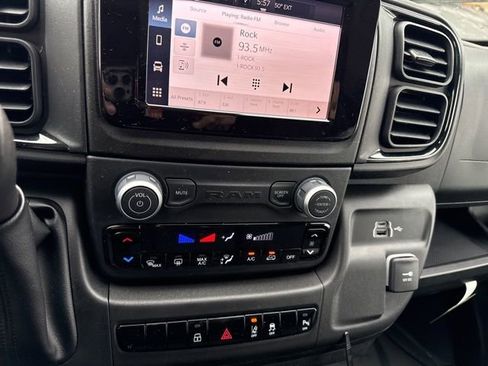 Used 2025 RAM ProMaster 3500 w/ Crew Van Package image 22