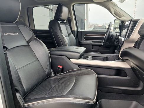 Used 2024 RAM 3500 Laramie w/ Towing Technology Group image 14