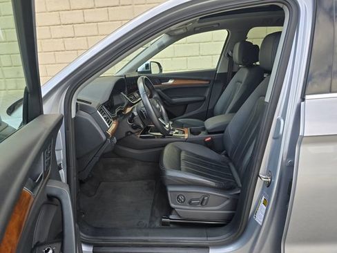 Used 2023 Audi Q5 2.0T Premium Plus AWD/4WD image 19