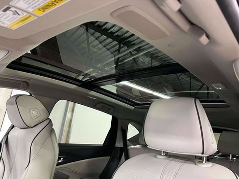 Used 2025 Acura RDX SH-AWD w/ Advance Package image 17