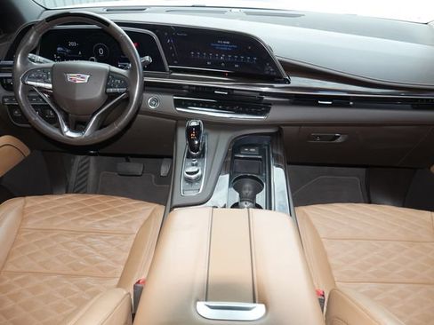 Used 2023 Cadillac Escalade Sport w/ Touring Package AWD/4WD image 8