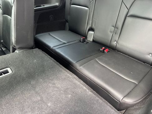 Used 2024 Nissan Pathfinder SL image 14