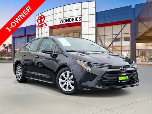 Used 2024 Toyota Corolla LE FWD image 1