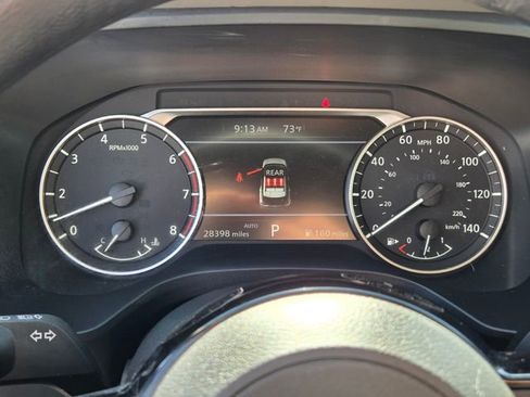 Used 2023 Nissan Rogue SV image 21