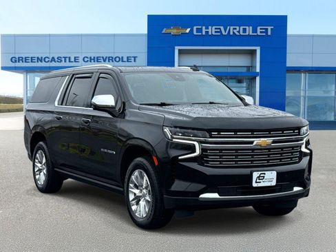 Used 2024 Chevrolet Suburban Premier image 1
