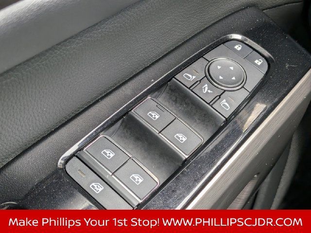 Used 2023 Nissan Pathfinder Platinum w/ Cargo Package AWD/4WD image 24