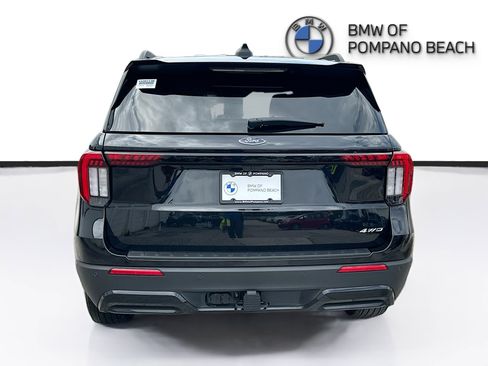 Used 2025 Ford Explorer ST-Line AWD/4WD image 6