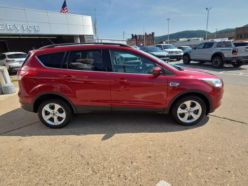 Used 2014 Ford Escape SE w/ Equipment Group 201A AWD/4WD image 8