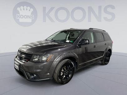 Used 2019 Dodge Journey SE w/ Blacktop Package