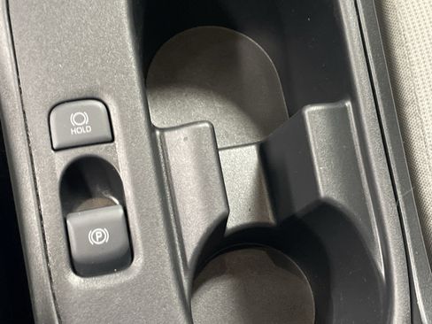 Used 2025 Toyota Corolla LE FWD image 29