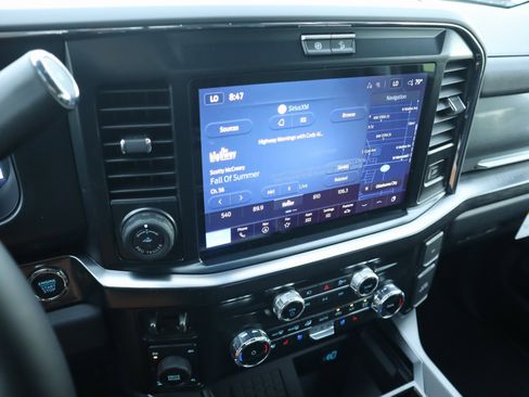 New 2026 Ford F250 Lariat w/ Black Appearance Package image 5