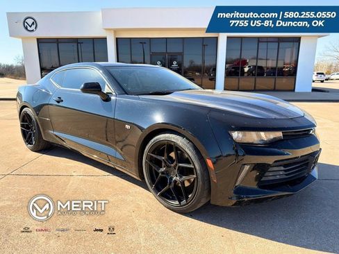Used 2017 Chevrolet Camaro LT image 1