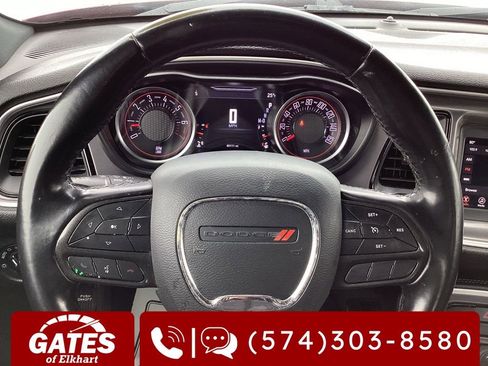 Used 2021 Dodge Challenger SXT image 23