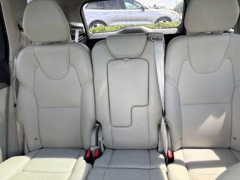 Used 2023 Volvo XC90 B6 Plus w/ Protection Package AWD/4WD image 33