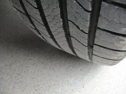 Used 2009 Hyundai Elantra SE FWD image 12