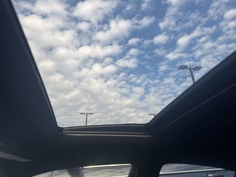 Used 2019 Dodge Charger Scat Pack w/ Plus Group image 15