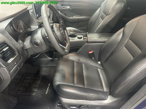 Used 2023 Nissan Rogue SV w/ SV Premium Package AWD/4WD image 23
