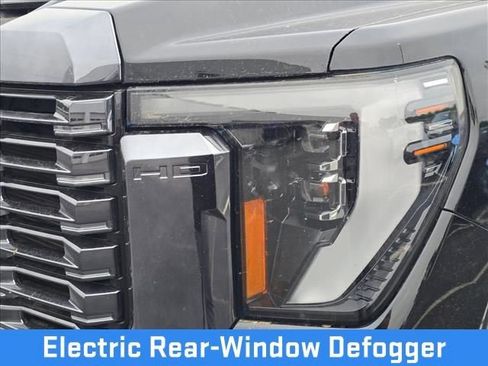 Certified 2024 GMC Sierra 3500 Denali Ultimate AWD/4WD image 14