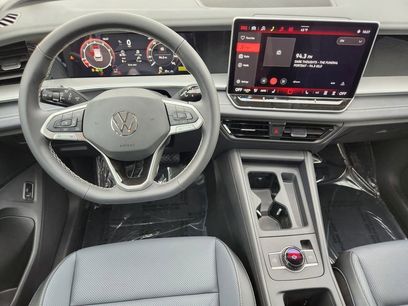 New 2026 Volkswagen Tiguan SE