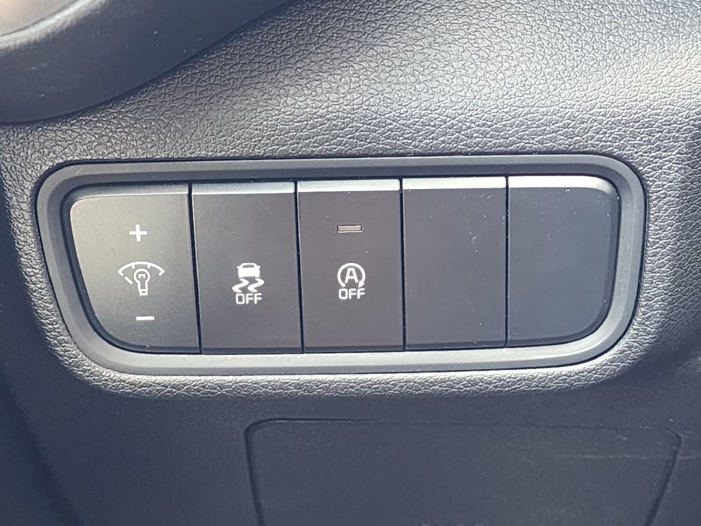 Certified 2024 Kia Soul LX w/ Option Group 015 FWD image 27