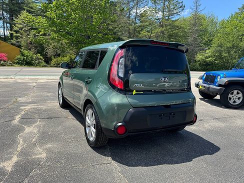 Used 2014 Kia Soul + w/ Audio Package FWD image 7