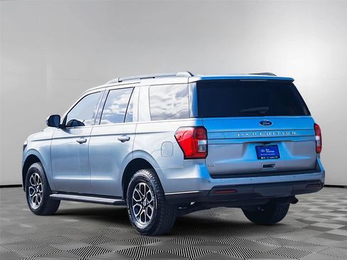 Used 2022 Ford Expedition XLT RWD image 5