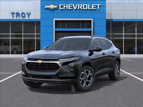 New 2026 Chevrolet Trax LT image 6