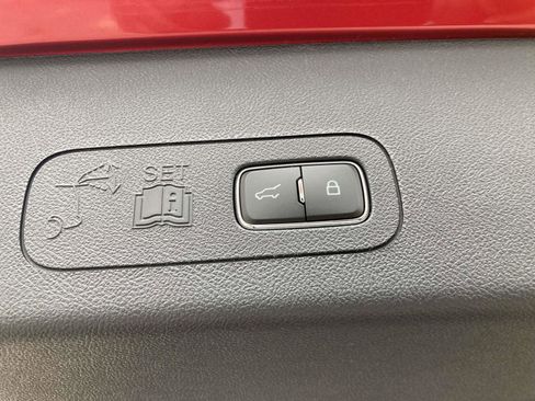 New 2025 Lincoln Aviator AWD w/ Equipment Group 101A image 16