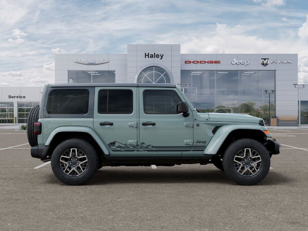 New 2026 Jeep Wrangler Unlimited Sahara w/ Rockslide Package AWD/4WD image 21