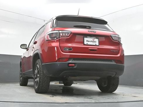Used 2025 Jeep Compass Trailhawk AWD/4WD image 41