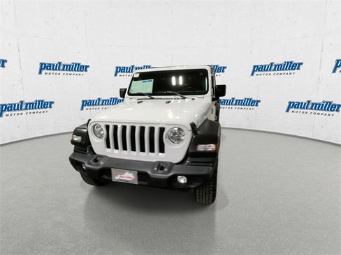 Used 2019 Jeep Wrangler Unlimited Sport S image 4