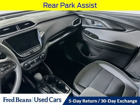 Used 2023 Chevrolet TrailBlazer LT w/ Convenience Package AWD/4WD image 28