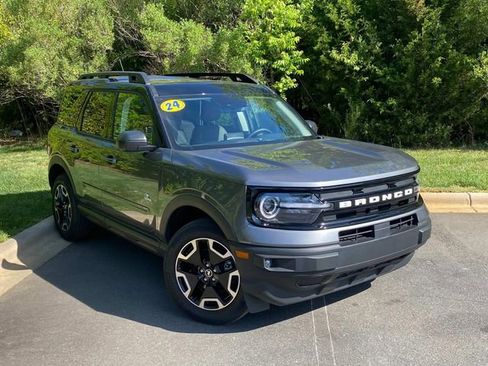 Used 2024 Ford Bronco Sport Outer Banks w/ Tech Package image 1