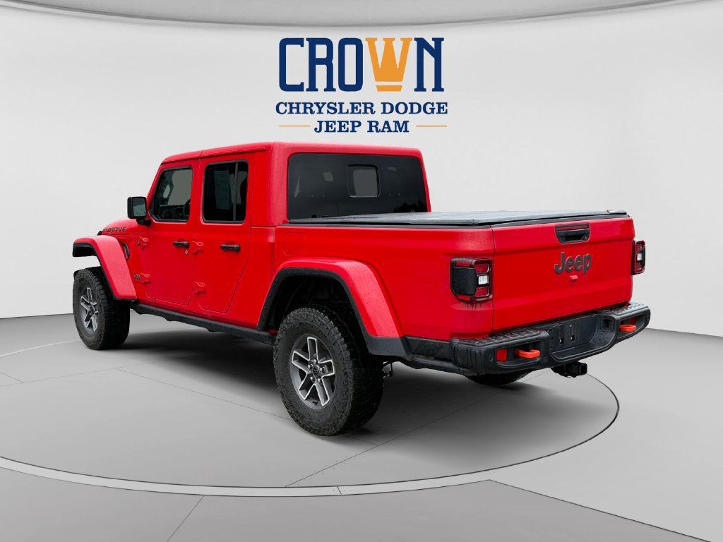Used 2025 Jeep Gladiator Mojave AWD/4WD image 5