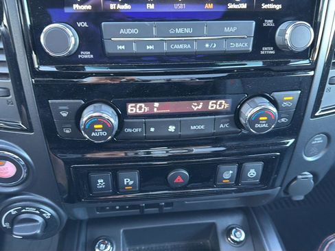 Used 2021 Nissan Titan PRO-4X w/ Pro-4x Convenience Package AWD/4WD image 20