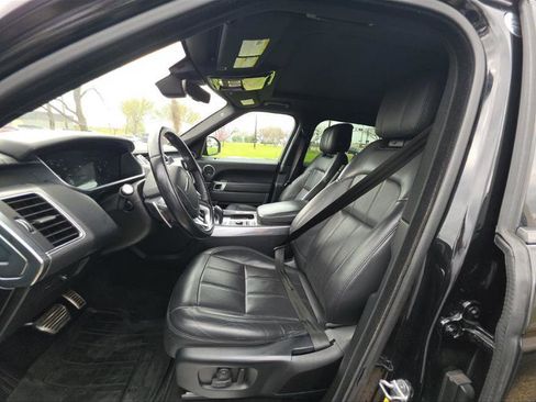 Used 2019 Land Rover Range Rover Sport Supercharged image 3